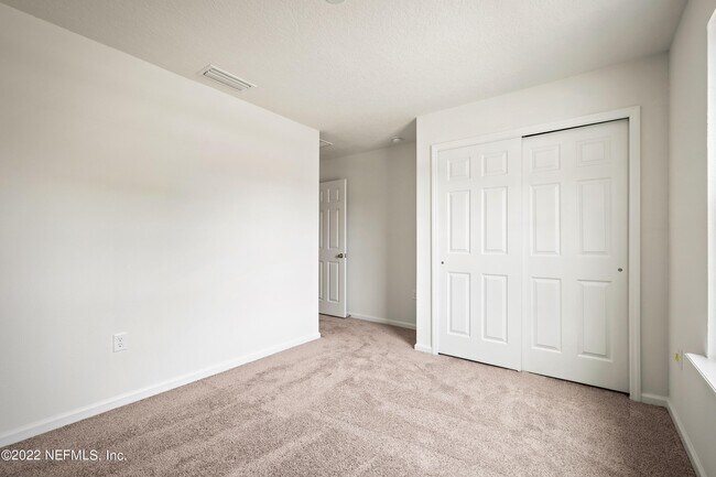 Building Photo - 12850 Buckhorn Ln