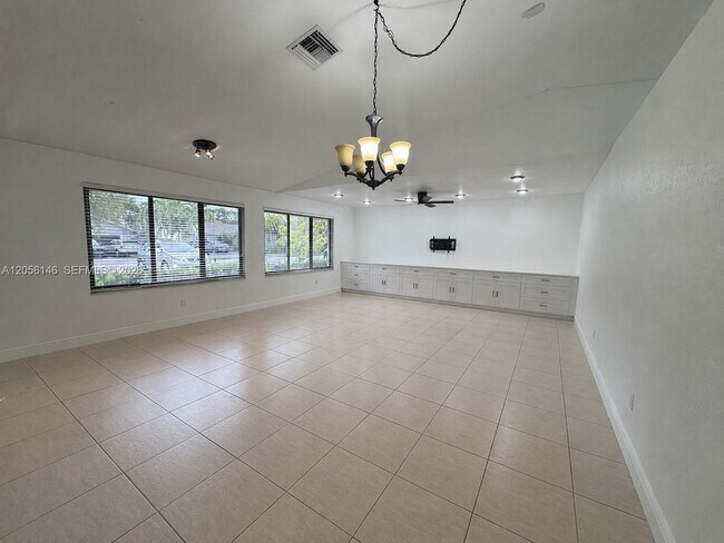 Building Photo - 13304 SW 102nd Terrace