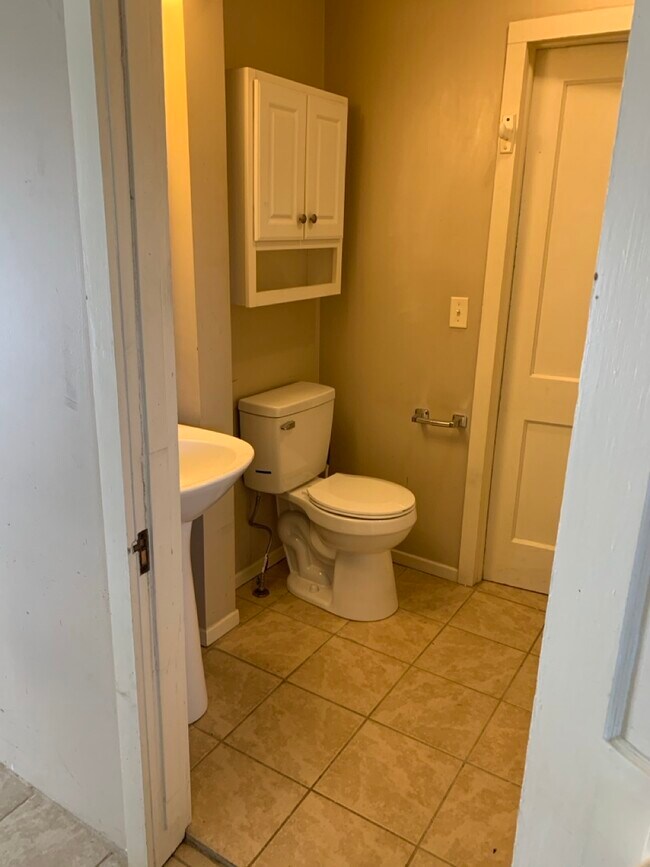 Building Photo - 2751 Lail Rd