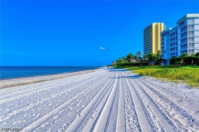 Building Photo - 613 Beachwalk Cir