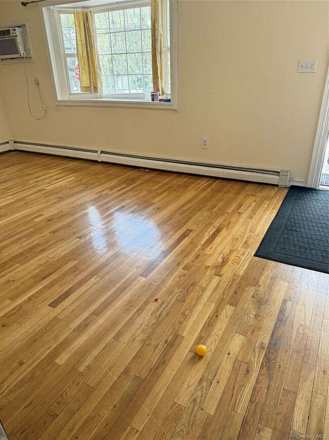 Building Photo - 143-04 105th Ave