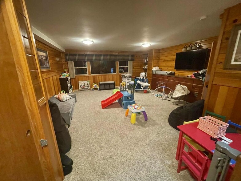 Building Photo - 1447 Stead Dr