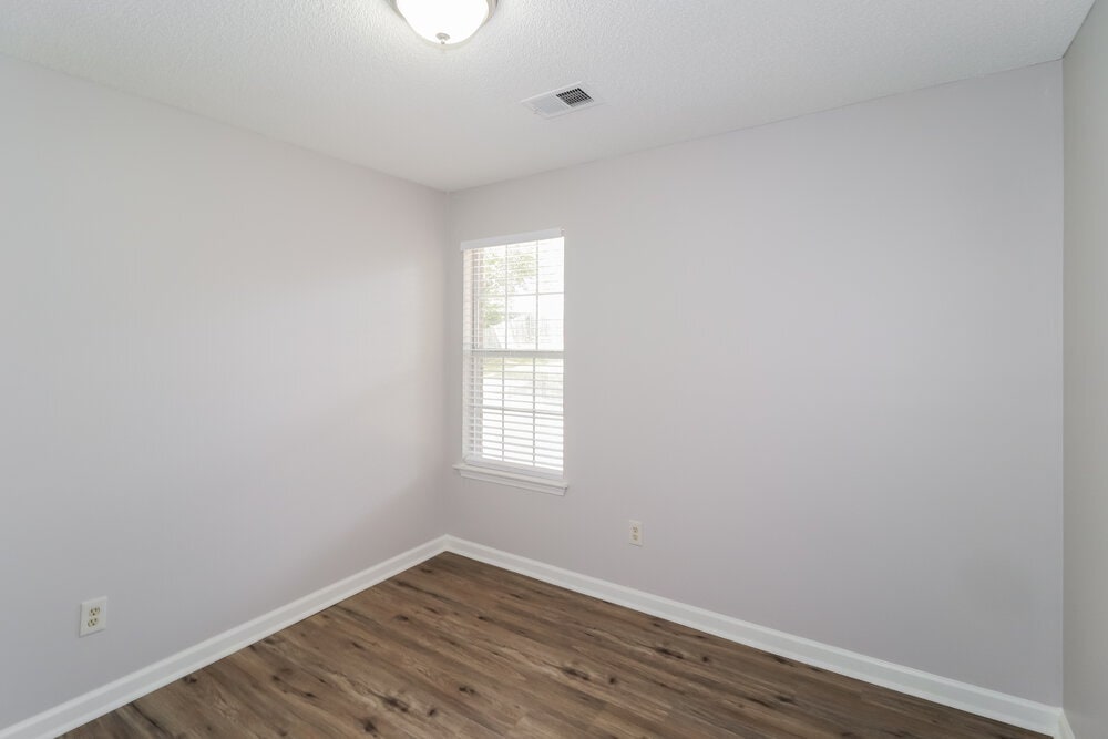 Building Photo - 7890 Hunter's Crossing