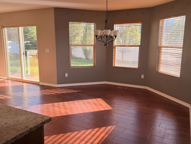 Building Photo - Bright & Spacious 5-Bedroom Home with 3-Car Garage – Available Now