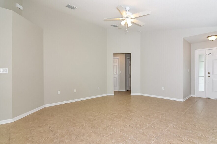 Building Photo - 10307 Granada Green Ct