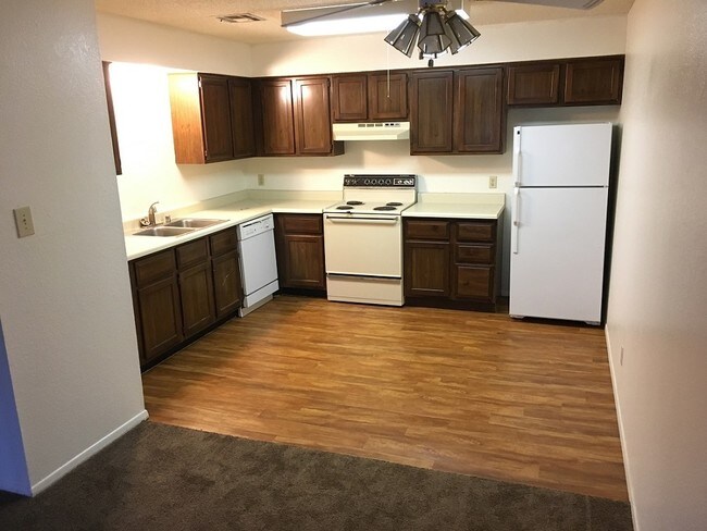 Building Photo - Vista on Majestic