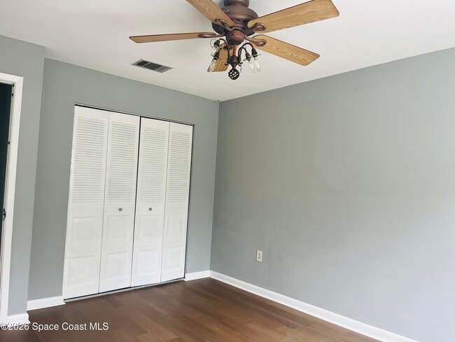 Building Photo - 217 Manth Ave