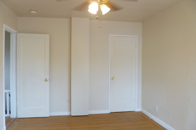 Bedroom - 175 W I St