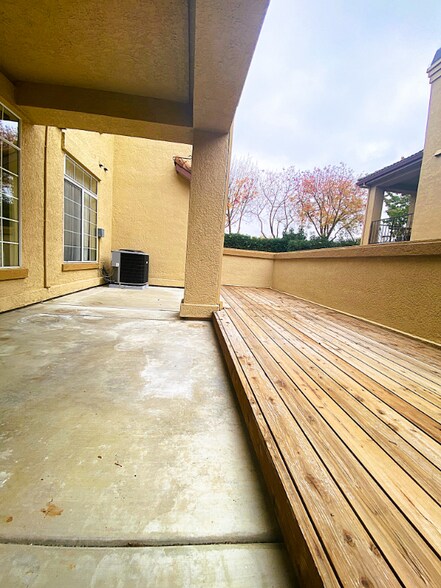 Building Photo - 7705 Chantilly Dr