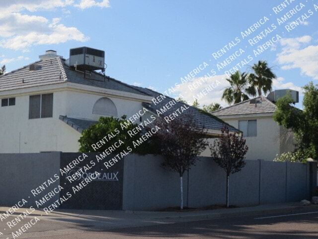 Building Photo - 3435 W Frankfurt Dr