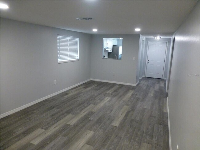 Building Photo - 3933 Winston Dr