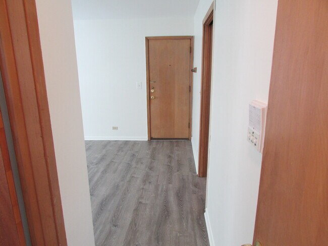 Front Door/ Intercom - 430 Callan Ave