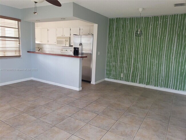 Building Photo - 1818 Rodman St