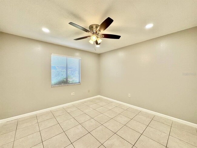 Building Photo - 2145 Corbin Pl
