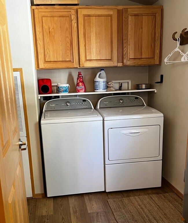 Building Photo - 56022 Sandpiper Rd