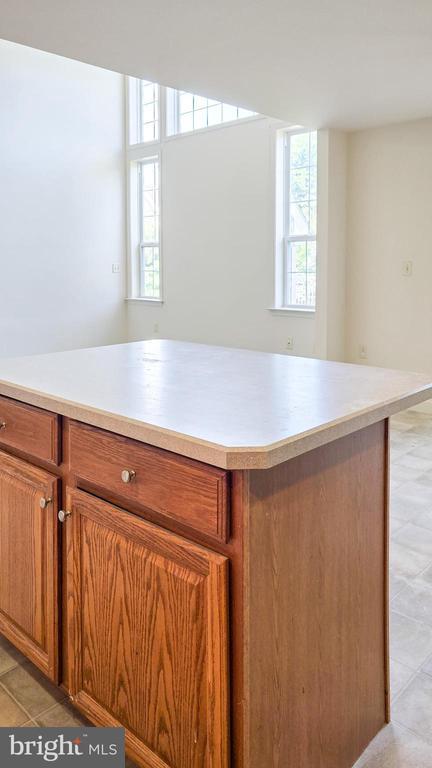 Building Photo - 1227 Cross Creek Dr
