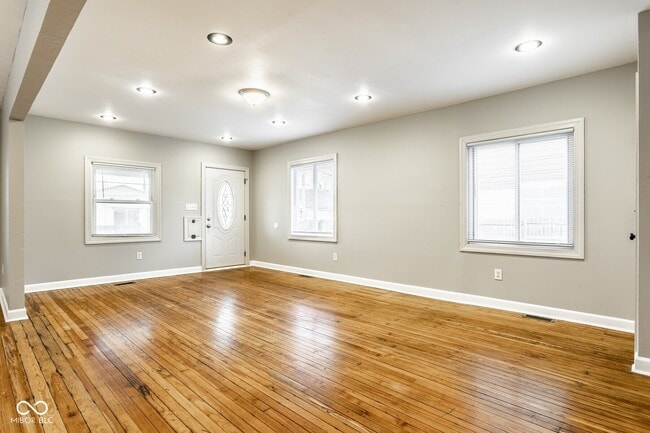 Building Photo - 1253 S East St