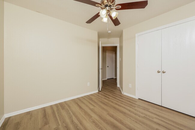 Building Photo - 2221 Nicholas Crossing