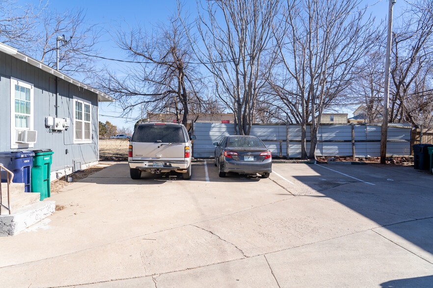 Building Photo - 1912 NW 12th St