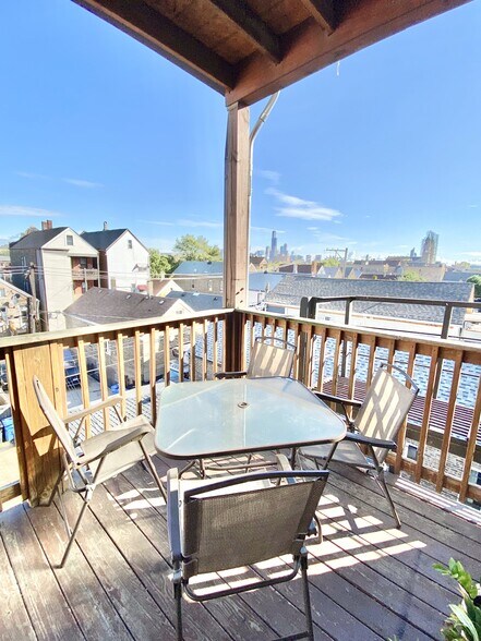 Building Photo - 1854 W 18th St