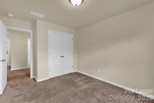 Building Photo - 2777 Yeager Dr NW