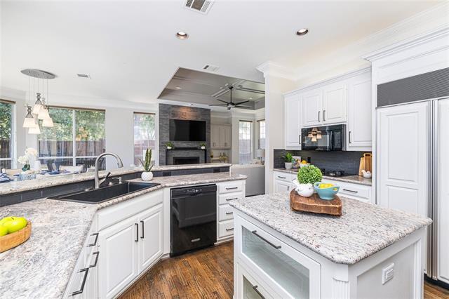 Building Photo - 17431 Woods Edge Dr