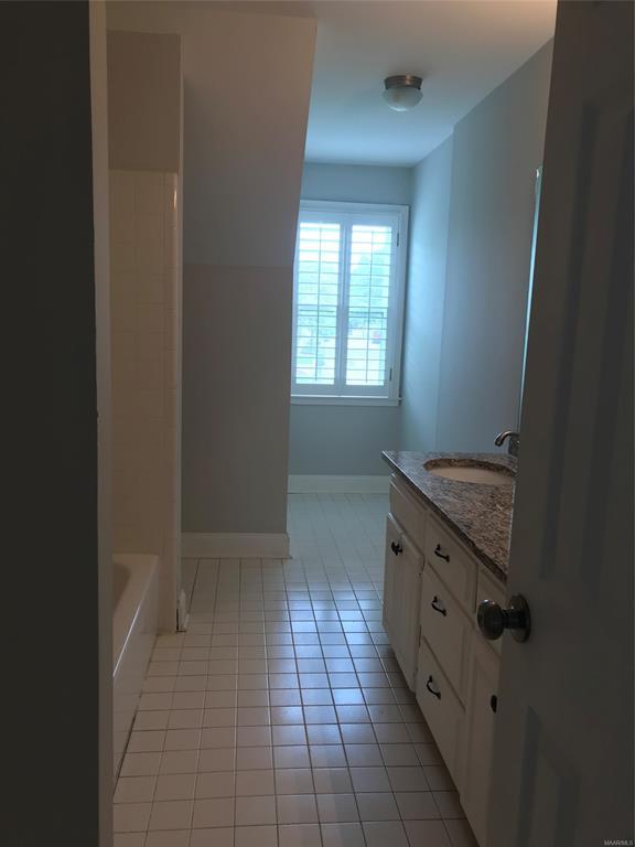 Building Photo - 9418 Huntingdon Ct