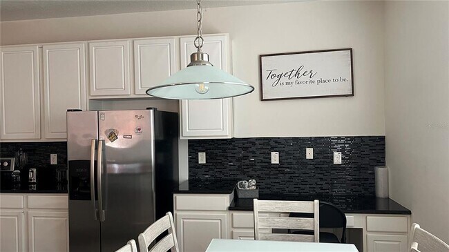 Building Photo - 720 Las Fuentes Dr