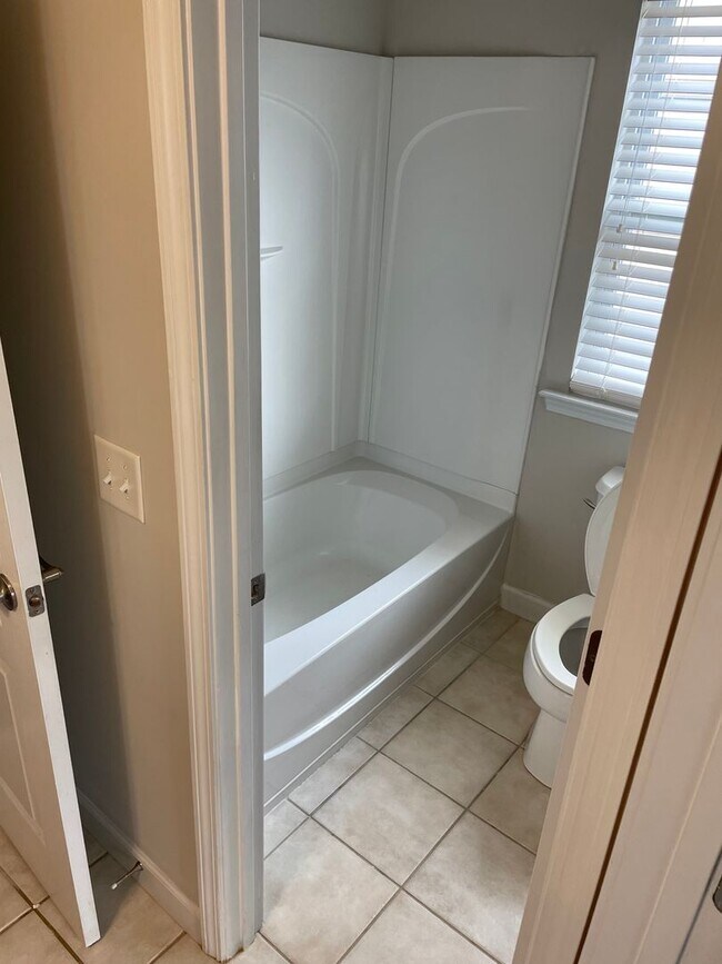 Building Photo - 5-Bedroom in Cabarrus County Schools with Fenced Yard