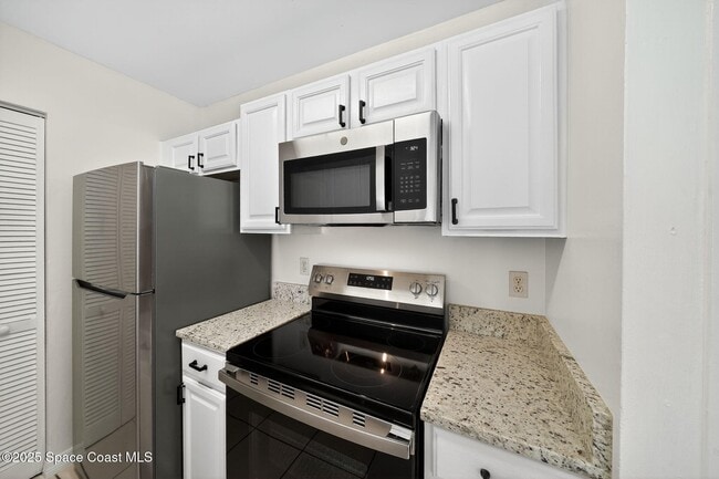 Building Photo - 410 Thor Ave SE