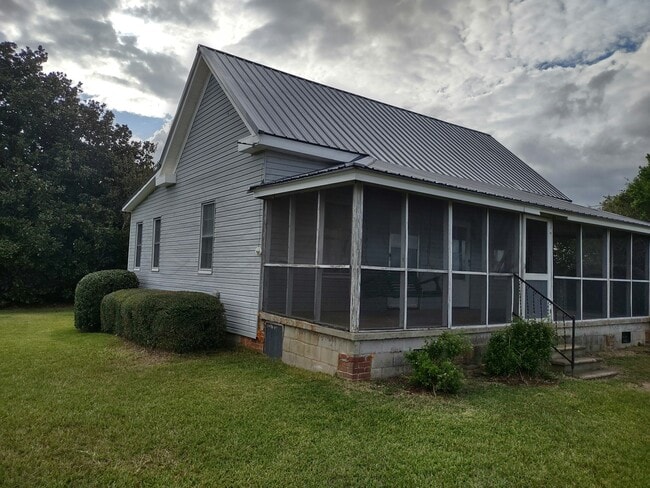 Building Photo - 3269 GA-296