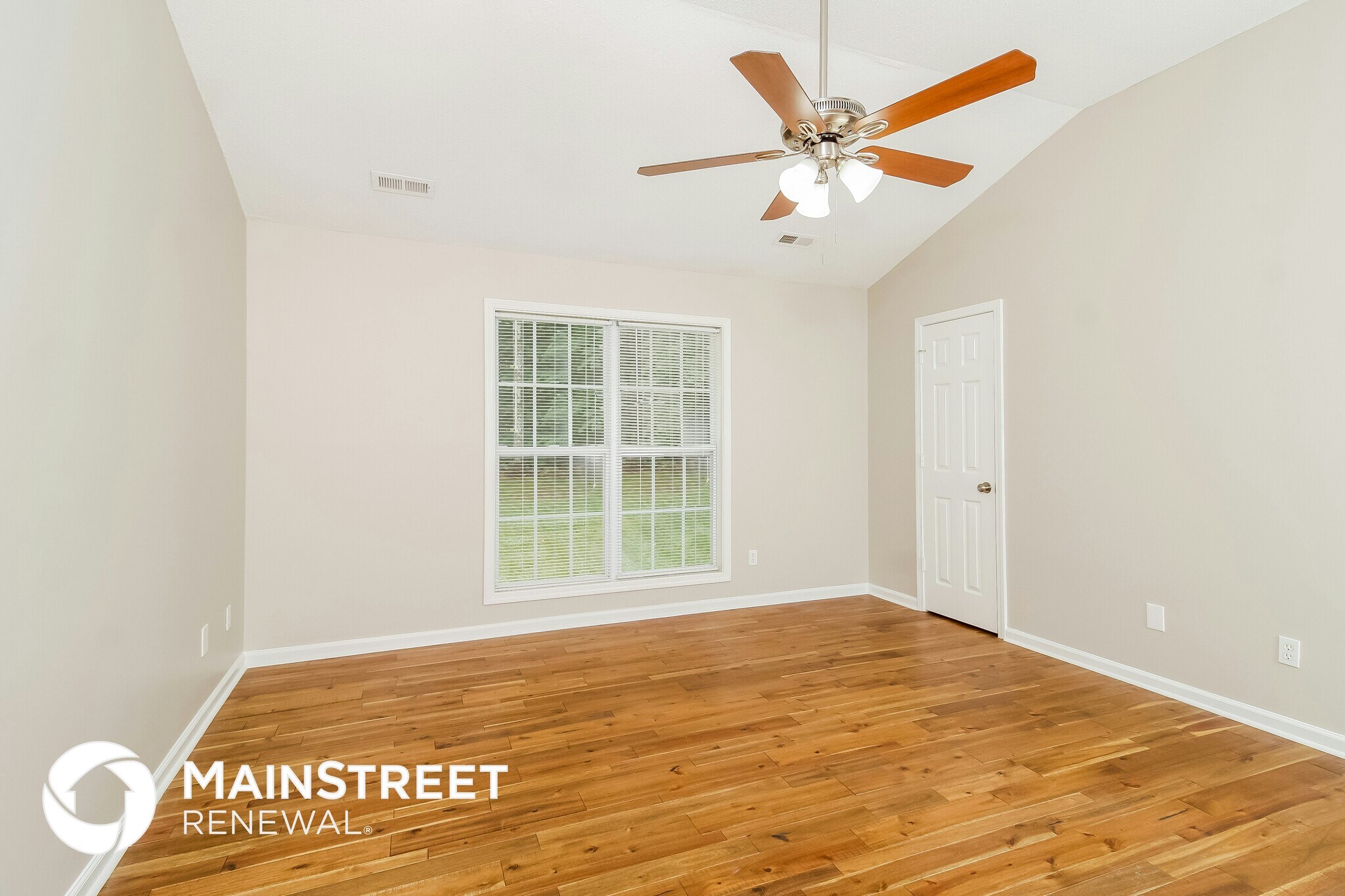 Building Photo - 4210 Clovelly Dr