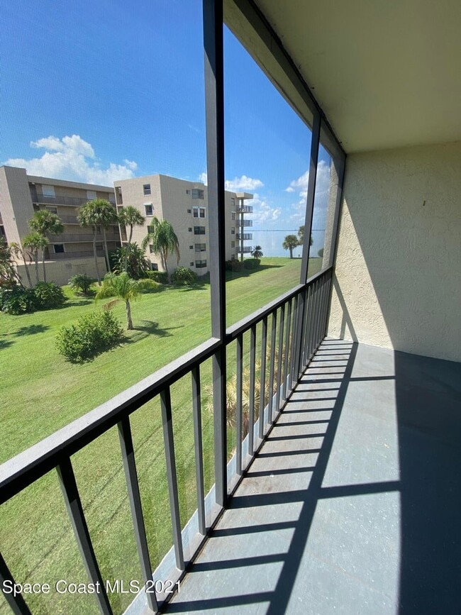 Building Photo - 200 International Dr