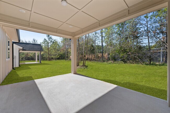 Building Photo - 28411 Champion Oaks Dr