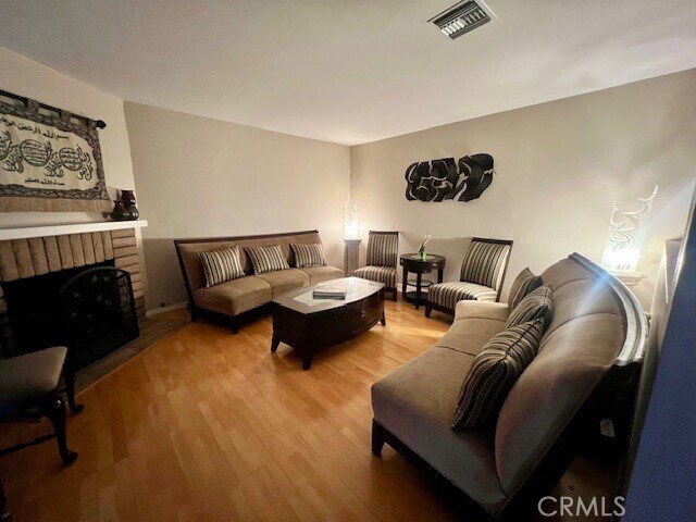 Primary Photo - 15654 Hillview Ln