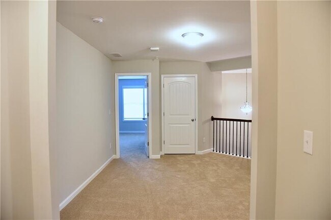 Building Photo - 1223 Foxcroft Ln