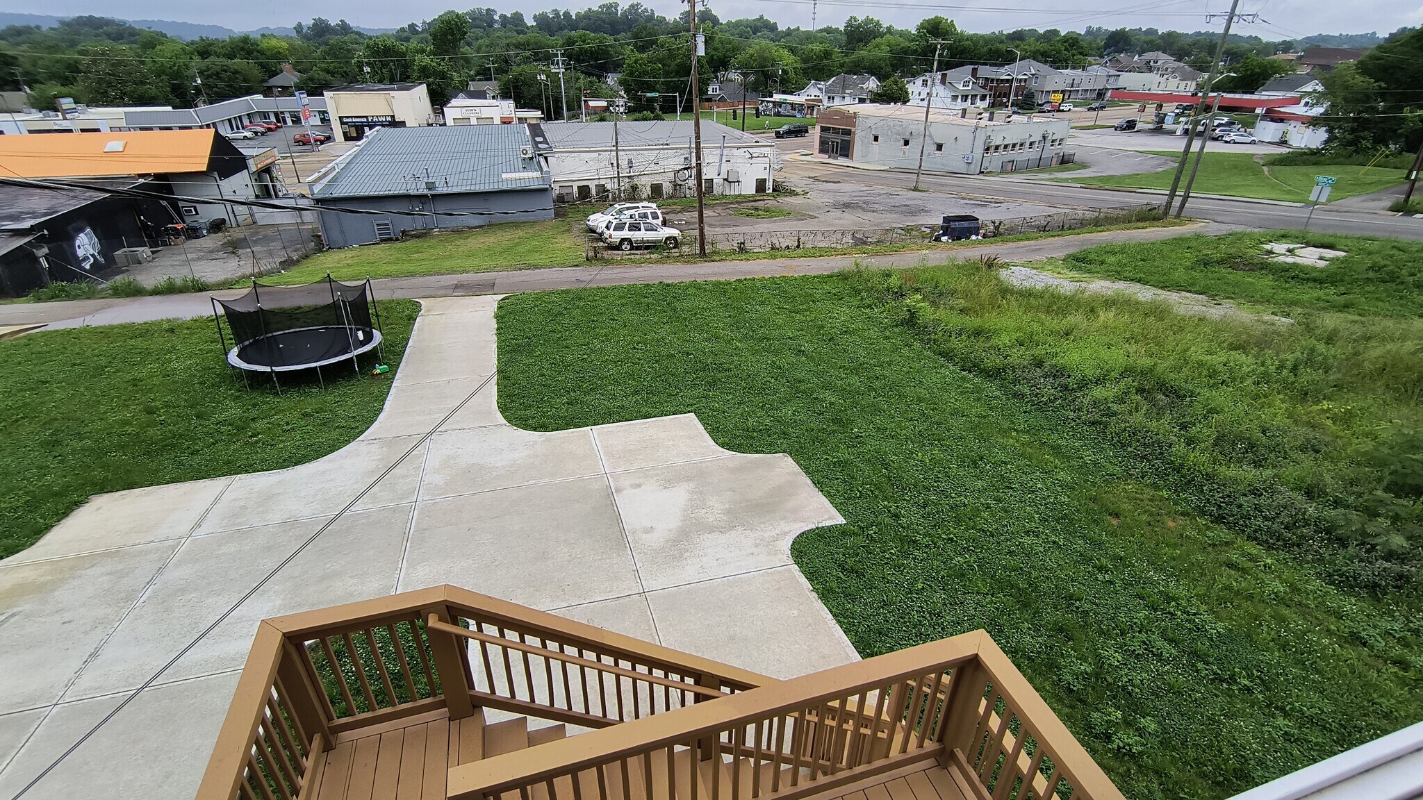 Building Photo - 2139 Linden Ave