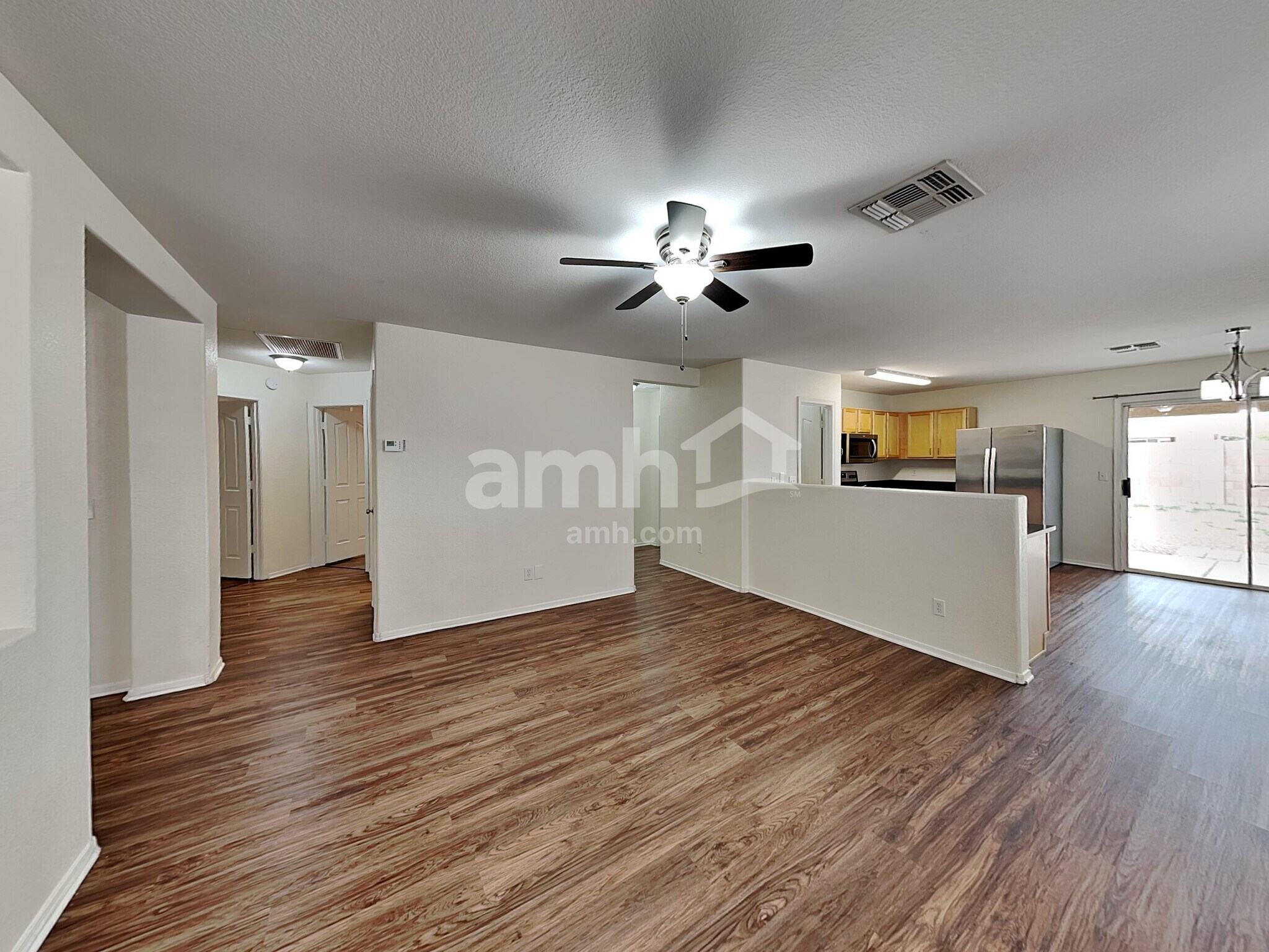 Building Photo - 10453 E Haymarket St