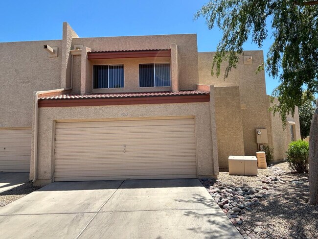 Building Photo - 4219 W Calavar Rd