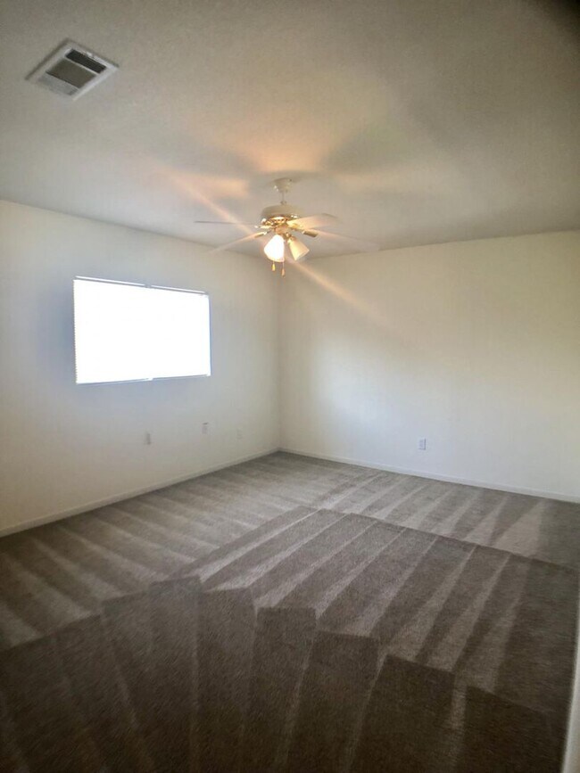 Building Photo - 4bd/2.5ba in Killeen TX