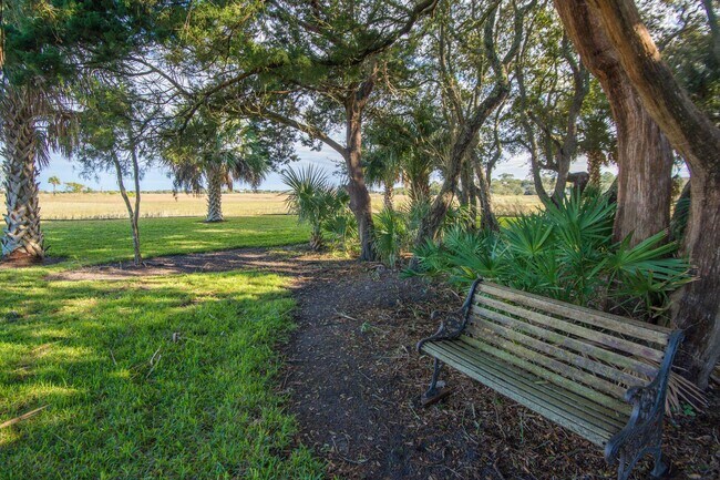 Building Photo - 1005 Bella Vista Blvd