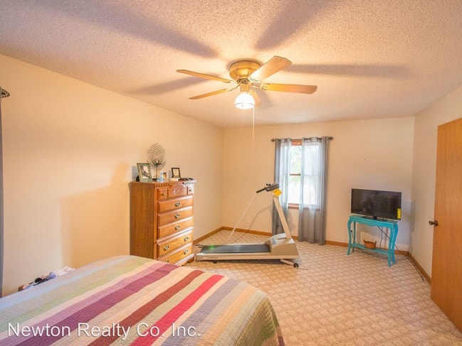 Building Photo - 25655 Watson Ln