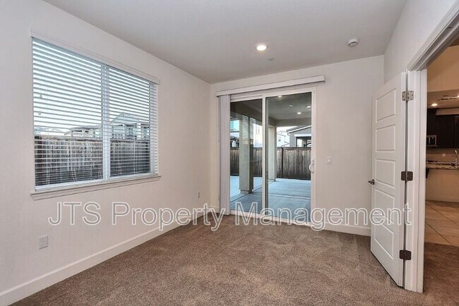 Building Photo - 3606 Nuestra Ave