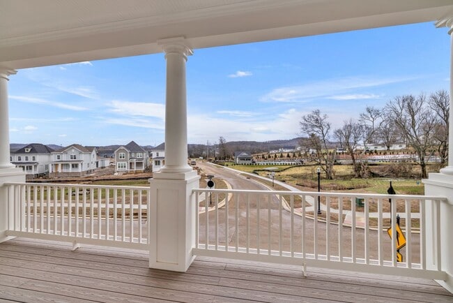 Building Photo - Luxury living in this brand new home - Franklin, TN