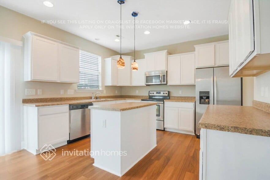Building Photo - 2709 Communion Ct