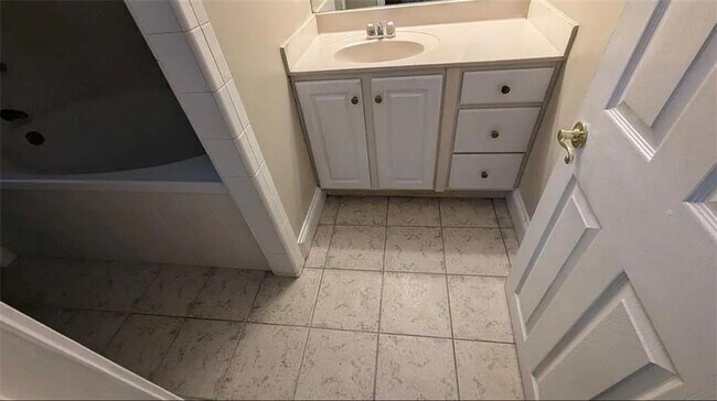 Building Photo - 1101 Boardwalk Pl