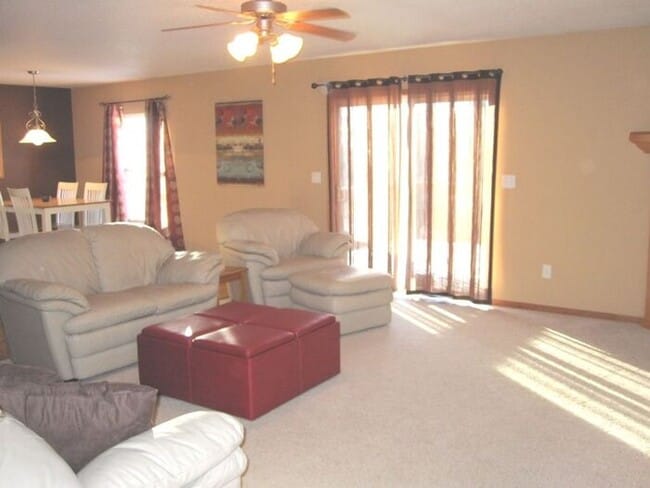 Building Photo - $2,250 | 4 Bedroom, 3.5 Bathroom DUPLEX | ...