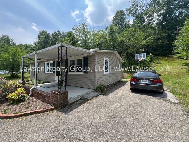 Building Photo - Close to Carvins Cove- One Level Living with Hobby Shed