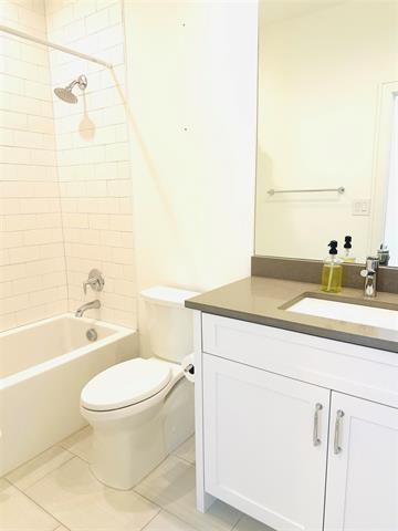 Building Photo - 5129 Miller Ave