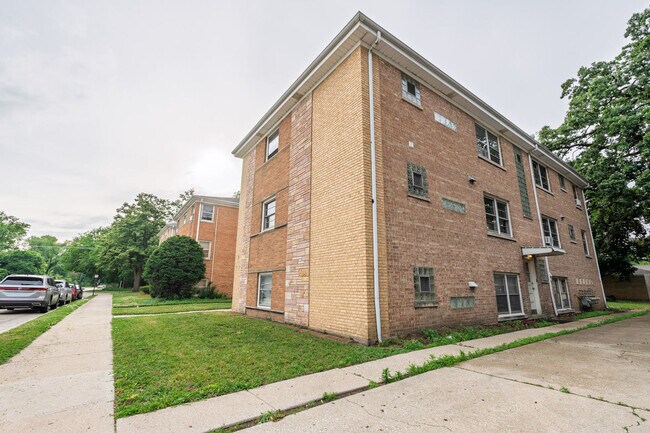 Building Photo - 7330 39th St